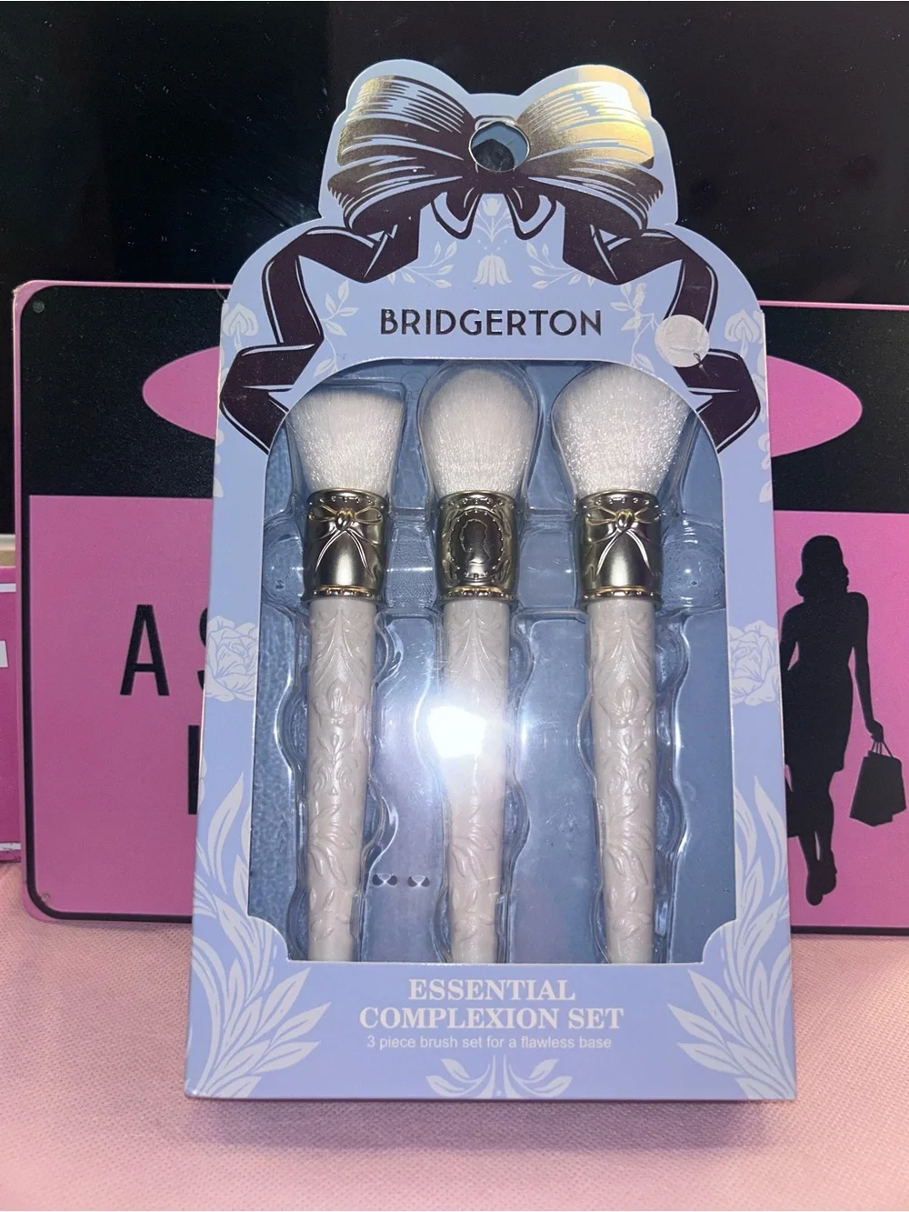 Bridgerton Three piece Makeup Cosmetic Brush Set